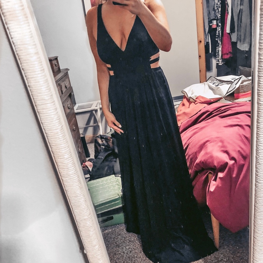 BCBG black jersey gown M